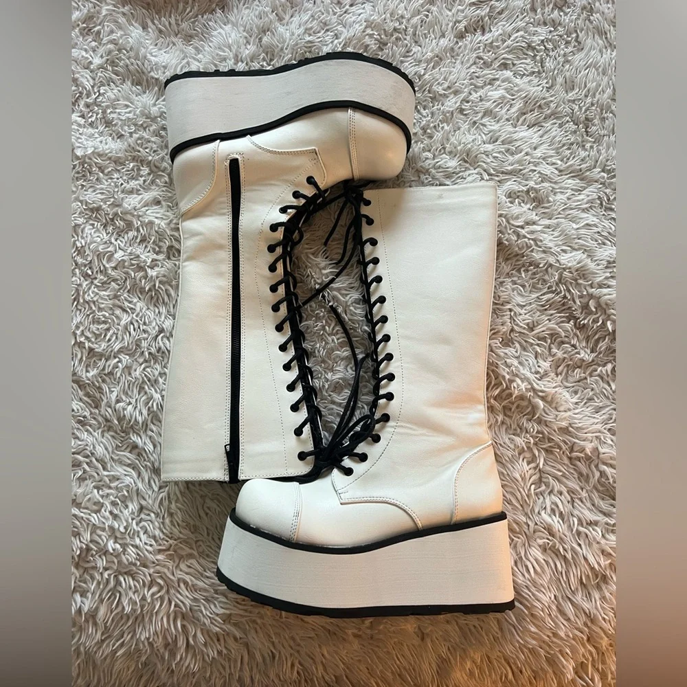 Demonia Trashville White Leather Boot - Picture 2 of 15